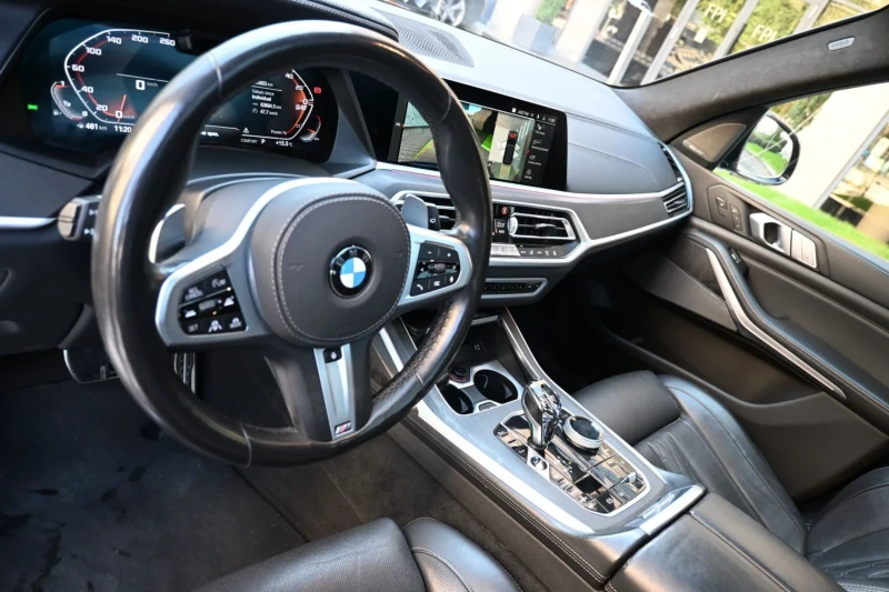 BMW X7 M50i//Headap//Tv//pano//softclose //full, снимка 10 - Автомобили и джипове - 52546504