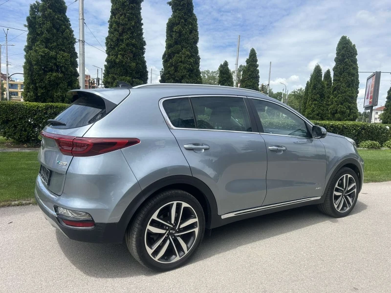 Kia Sportage, снимка 8 - Автомобили и джипове - 53480222