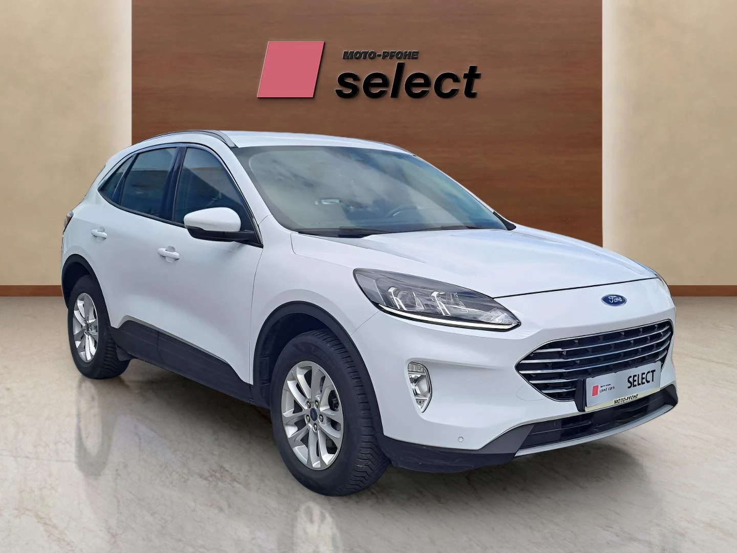 Ford Kuga 2.5 FHEV - изображение 3