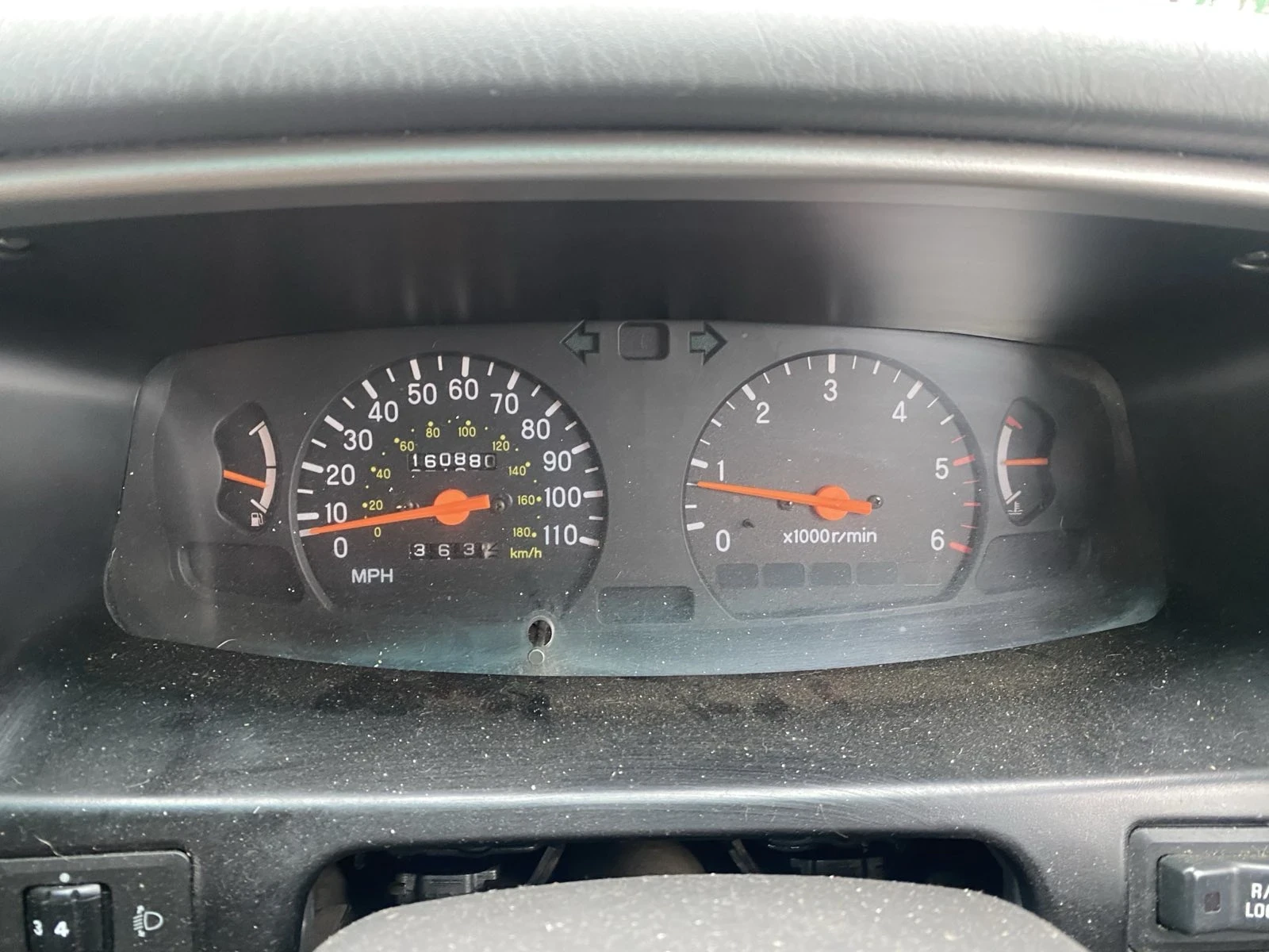 Mitsubishi L200 2, 5 TDI/116 k - изображение 5