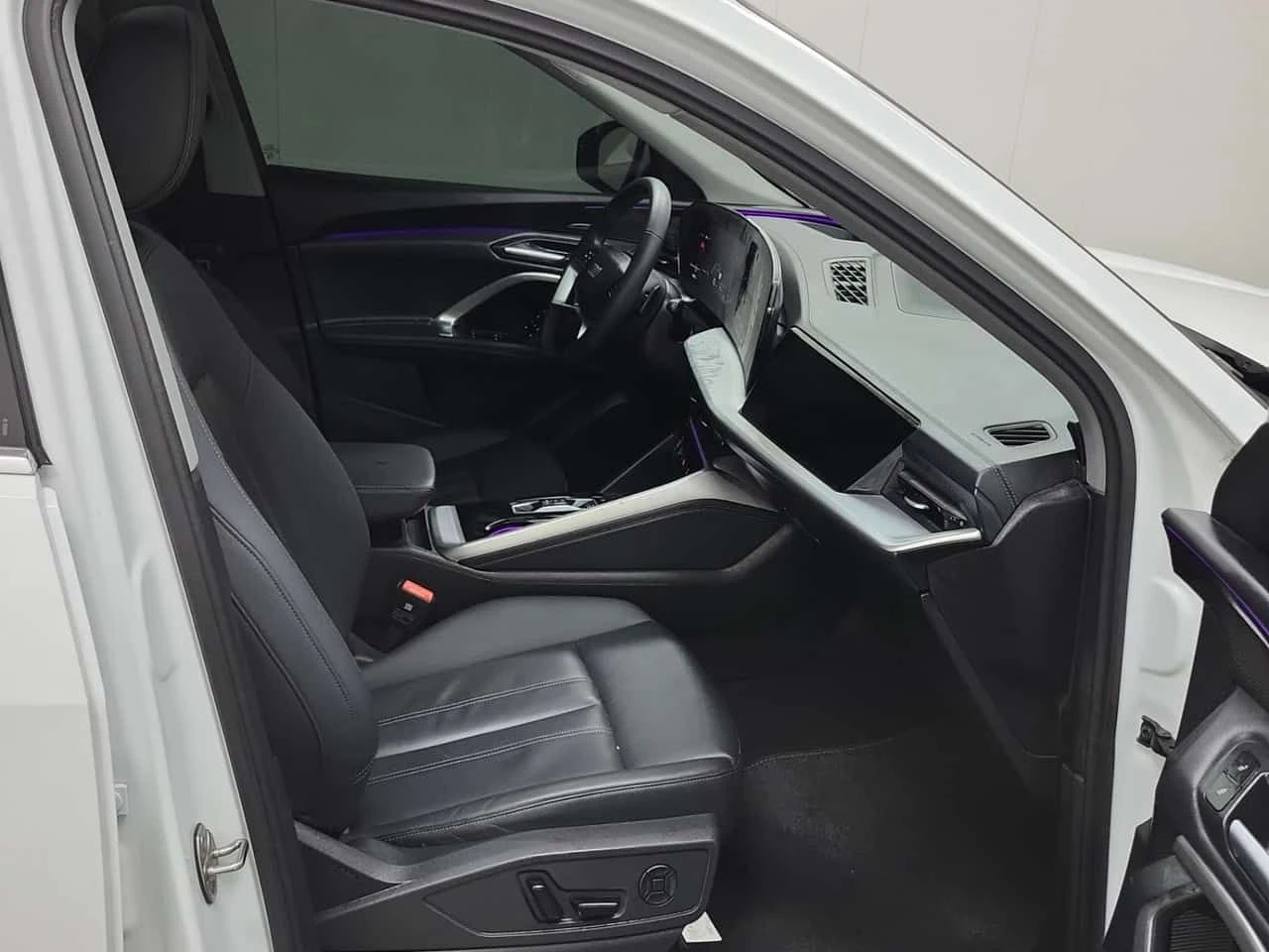 Audi Q5 Progressiv/ДИСТРОНИК/ПАНОРАМА/360 CAM, снимка 12 - Автомобили и джипове - 53727457