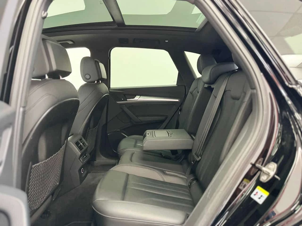 Audi Q5 * Progressiv 55 TFSI e quattro * CARFAX * ЦЕНА ДО , снимка 12 - Автомобили и джипове - 53749397