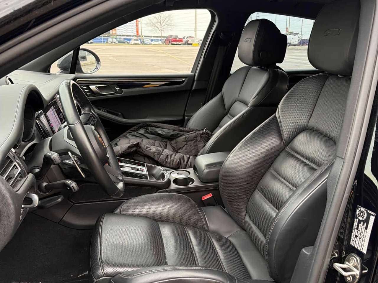 Porsche Macan * GTS * CARFAX * ОБДУХВАНЕ * BOSE * 360, снимка 13 - Автомобили и джипове - 54165117