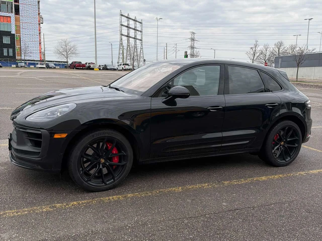 Porsche Macan * GTS * CARFAX * ОБДУХВАНЕ * BOSE * 360, снимка 2 - Автомобили и джипове - 54165117