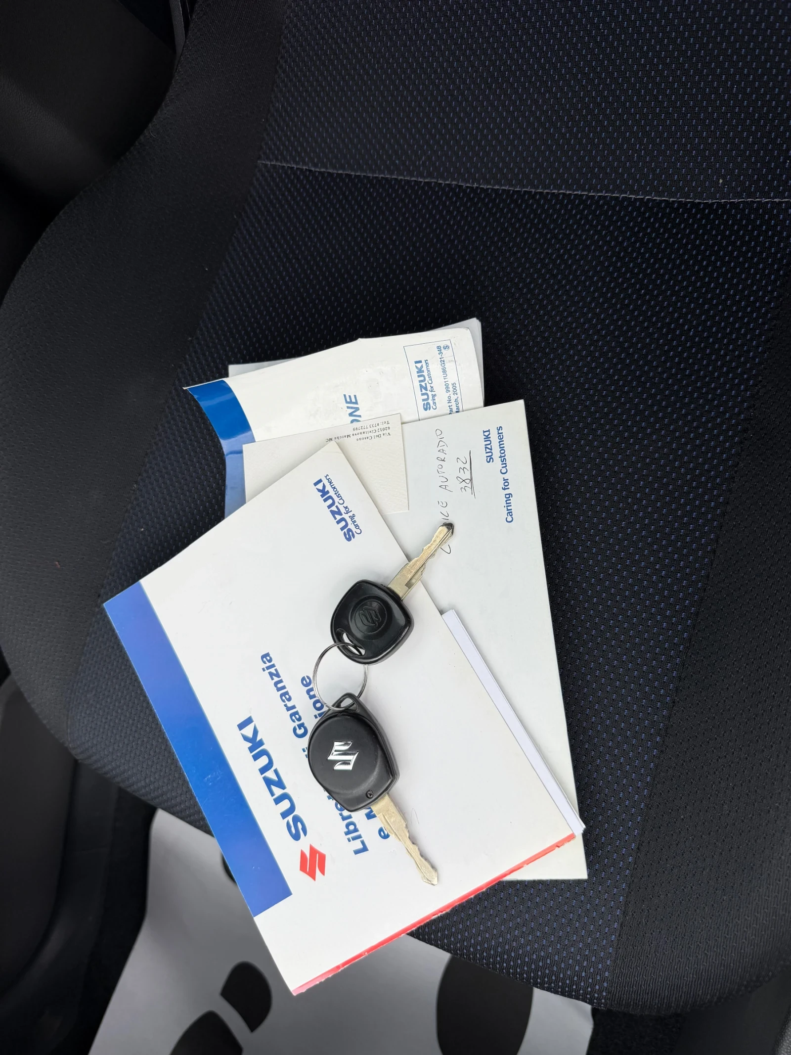 Suzuki Ignis 1.5* 4x4* , снимка 14 - Автомобили и джипове - 54243525