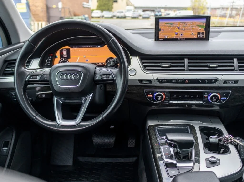 Audi Q7 55 TFSI * Progressiv* АвтоКредит* (ЦЕНА ДО БГ), снимка 8 - Автомобили и джипове - 54556593