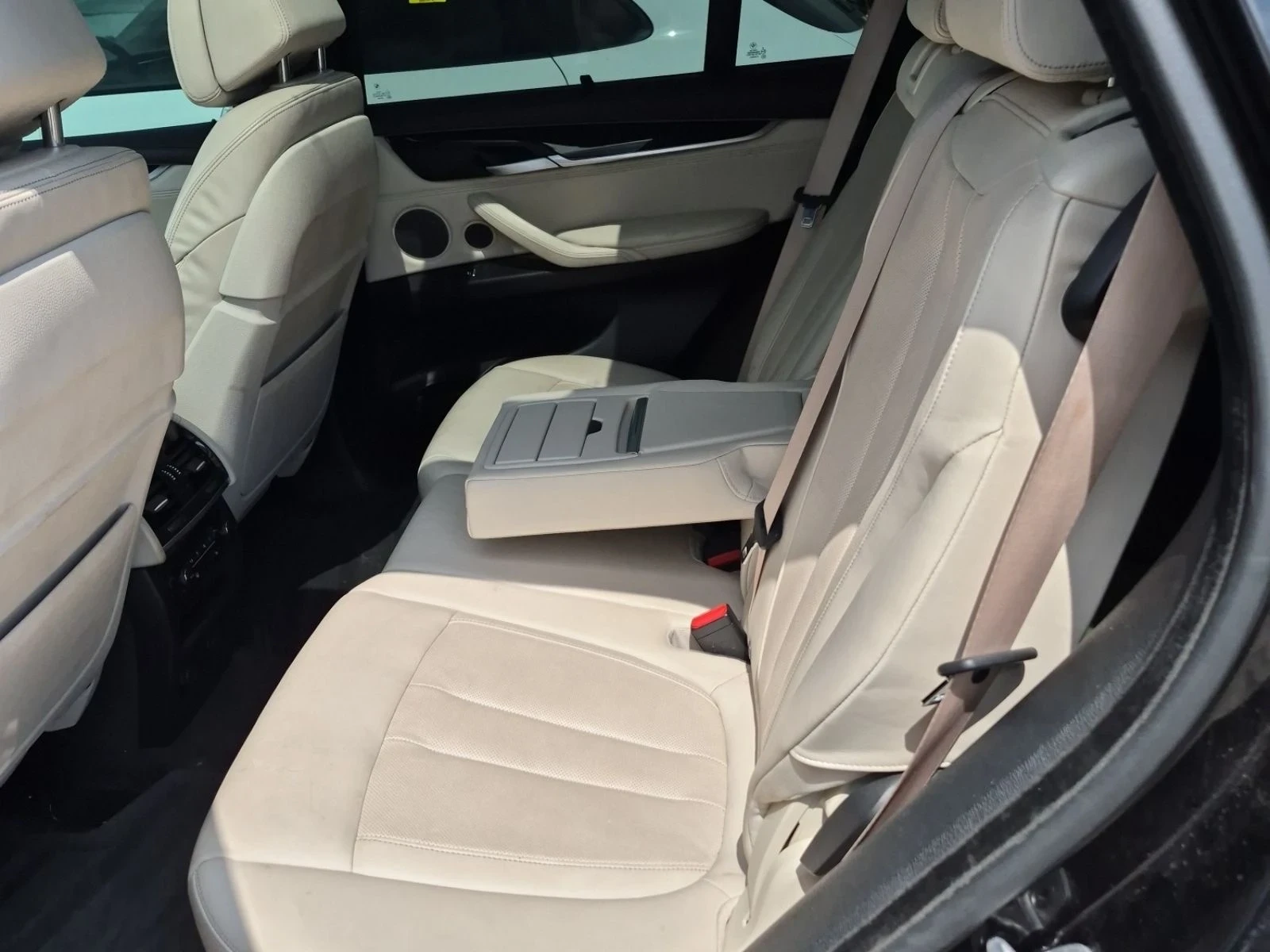 BMW X5 XDRIVE35I* M-pkg* 360* Hud* Pano* Soft-Close* 7мес, снимка 8 - Автомобили и джипове - 55092257
