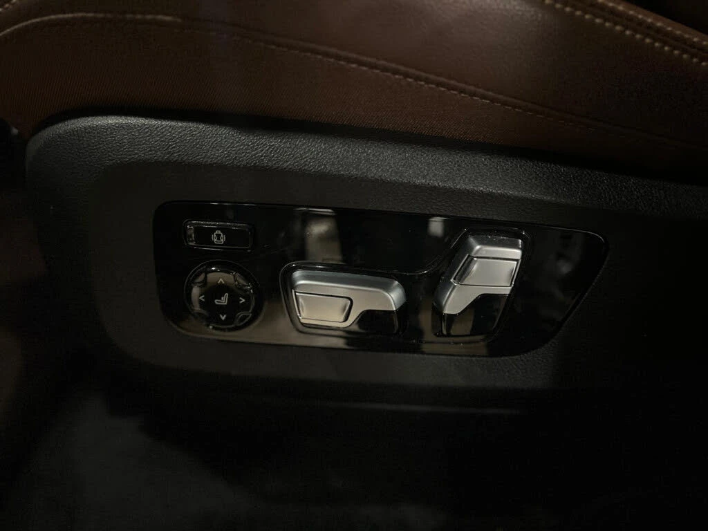 BMW X6 ACC * HUD * 360 * Laser * АвтоКредит * (ЦЕНА ДО БГ, снимка 16 - Автомобили и джипове - 56224252