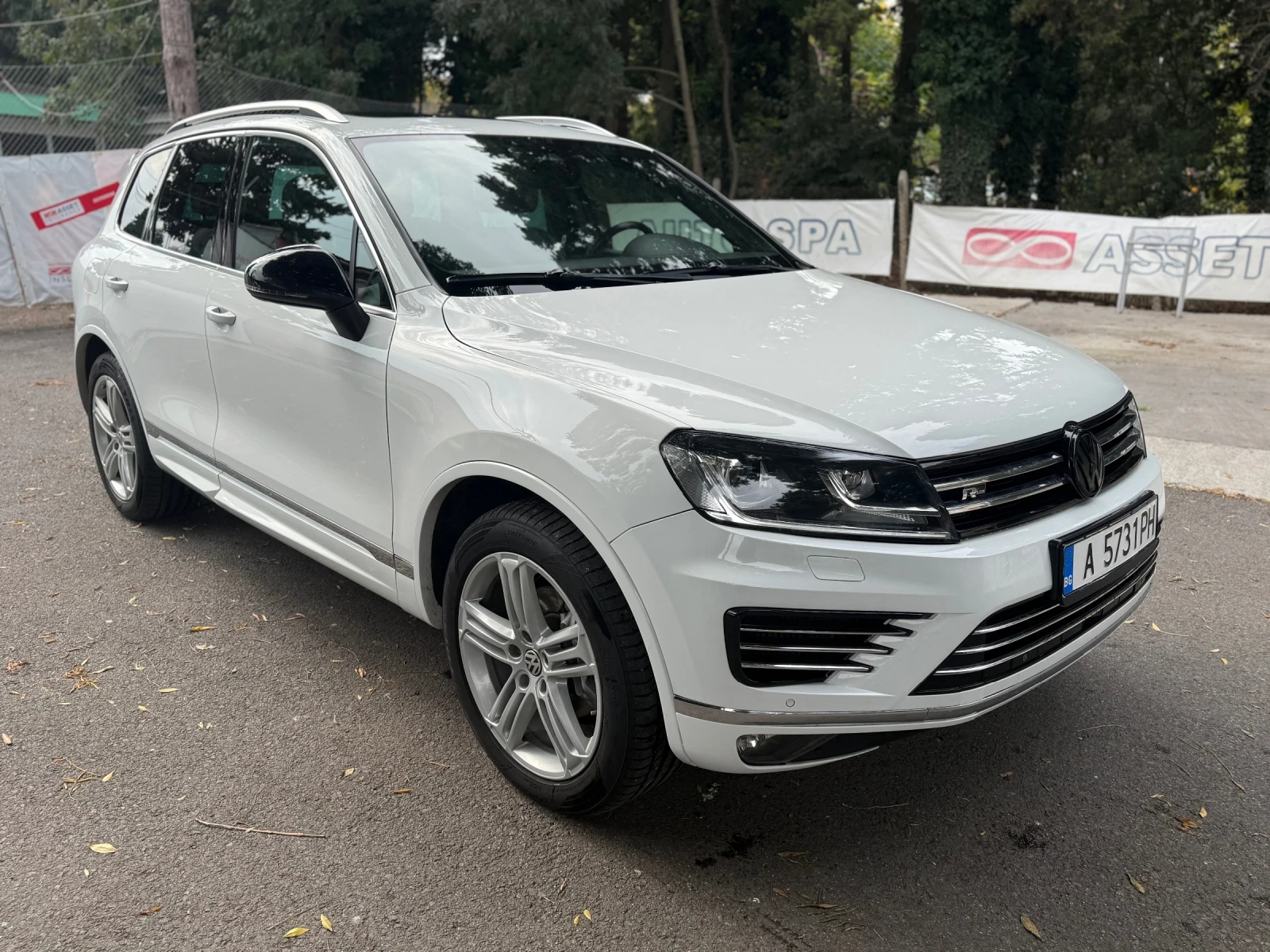 VW Touareg, снимка 4 - Автомобили и джипове - 56657388