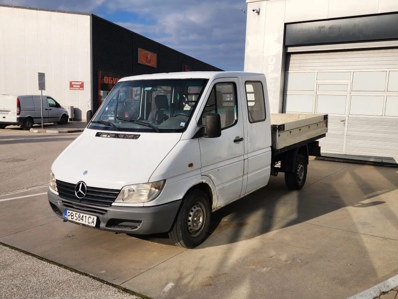 Mercedes-Benz 313 Двойна кабина, снимка 4 - Бусове и автобуси - 49231356