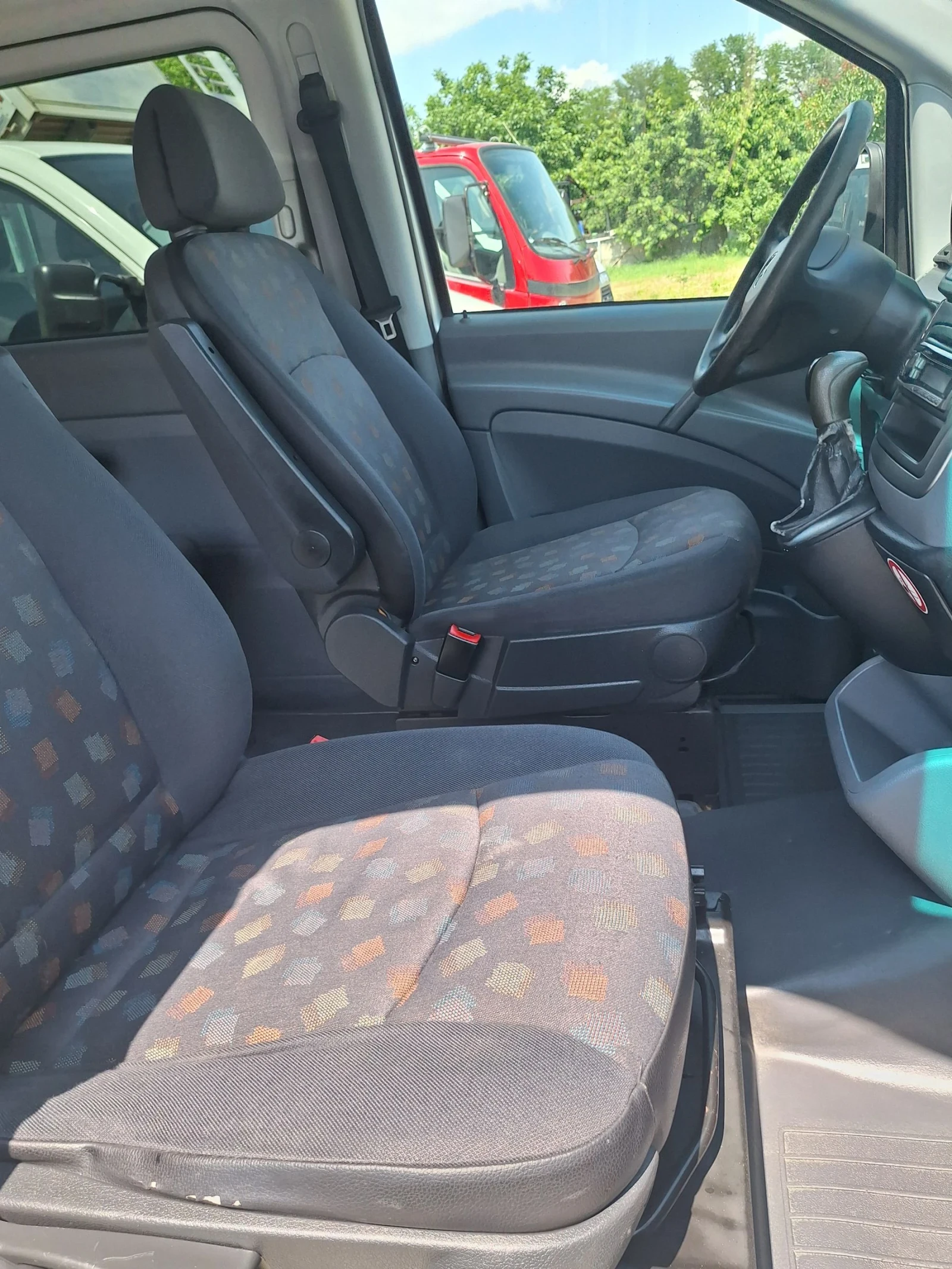 Mercedes-Benz Vito 2.2- 150автомат 4х4 на ход от Швейцария.На 130хил., снимка 9 - Бусове и автобуси - 54797640
