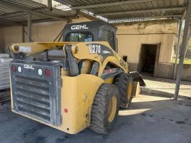 Мини челни товарачи GEHL V270, снимка 7