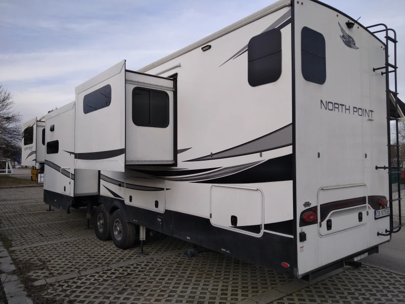 Каравана Други Jayco North Point 382FLRB, снимка 4 - Каравани и кемпери - 48838611