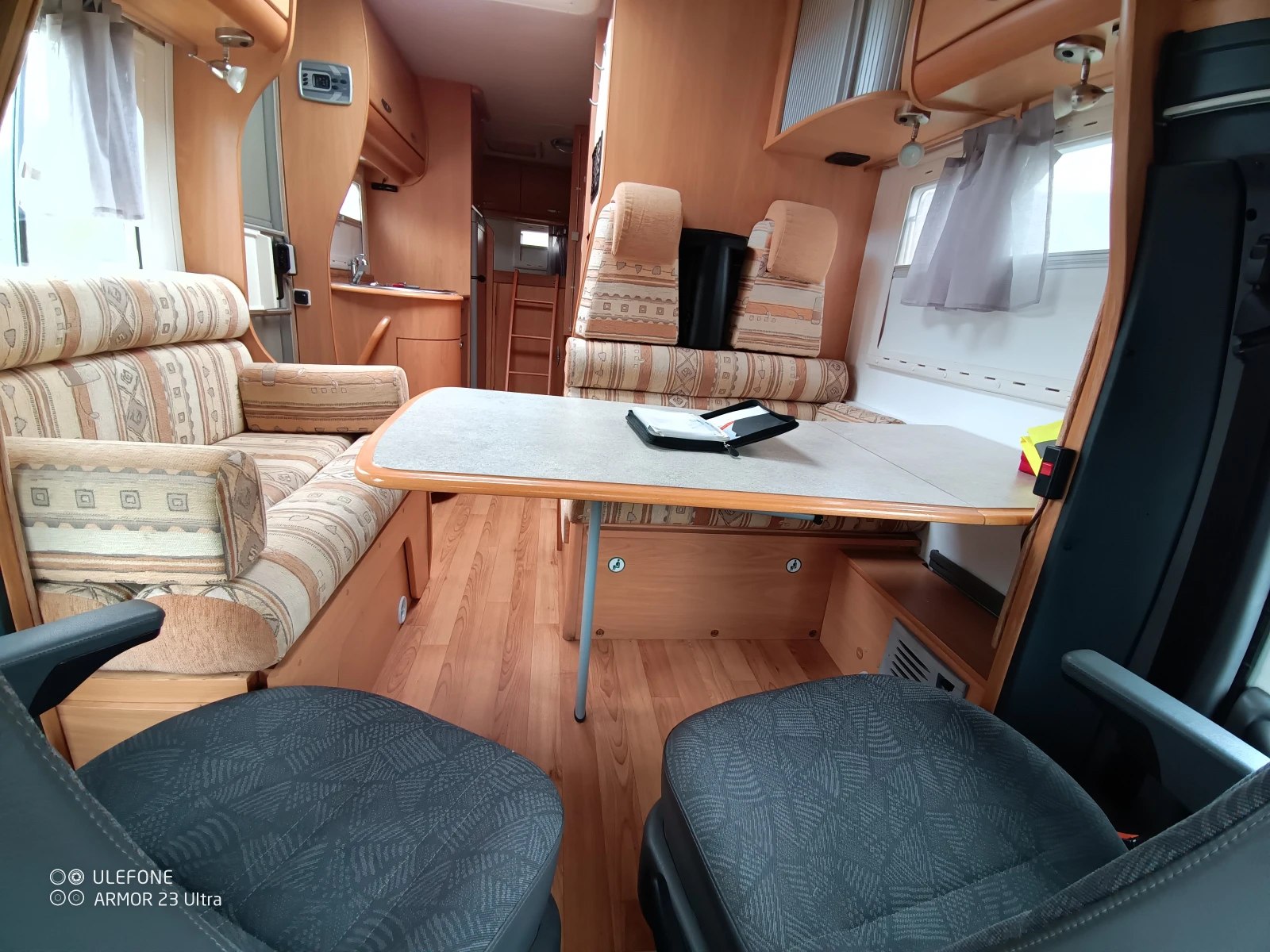 Кемпер Ford Challenger Chausson - изображение 9