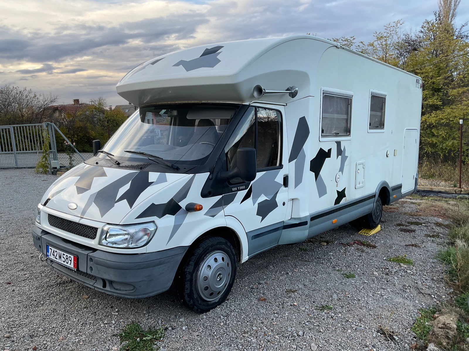 Кемпер Ford Challenger Chausson - изображение 2