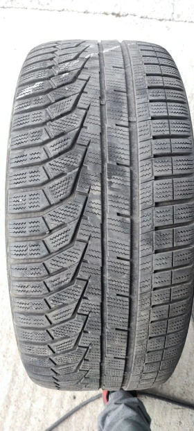 Гуми Зимни 275/45R20, снимка 1