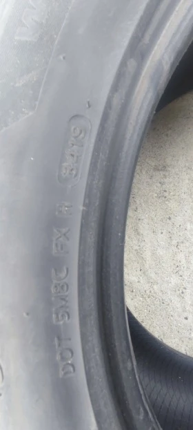 Гуми Зимни 275/45R20, снимка 4