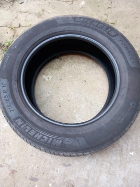      215/65R17