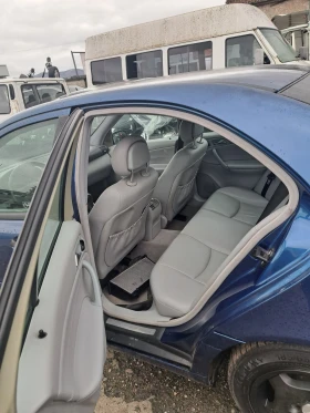 Mercedes-Benz C 180, снимка 6