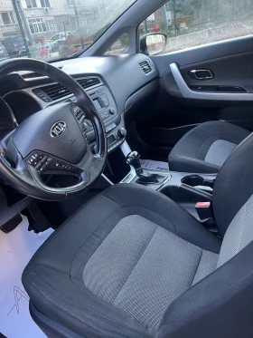 Kia Ceed CRDI, снимка 5