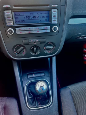 VW Golf 1.9 TDi 90кс ТОП състояние - 6890 лв. - 34314407 11