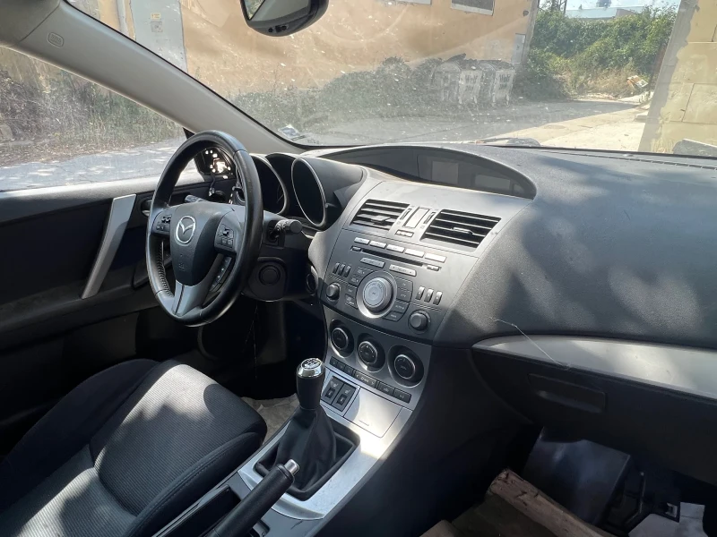 Mazda 3 На части, снимка 11 - Автомобили и джипове - 49176277