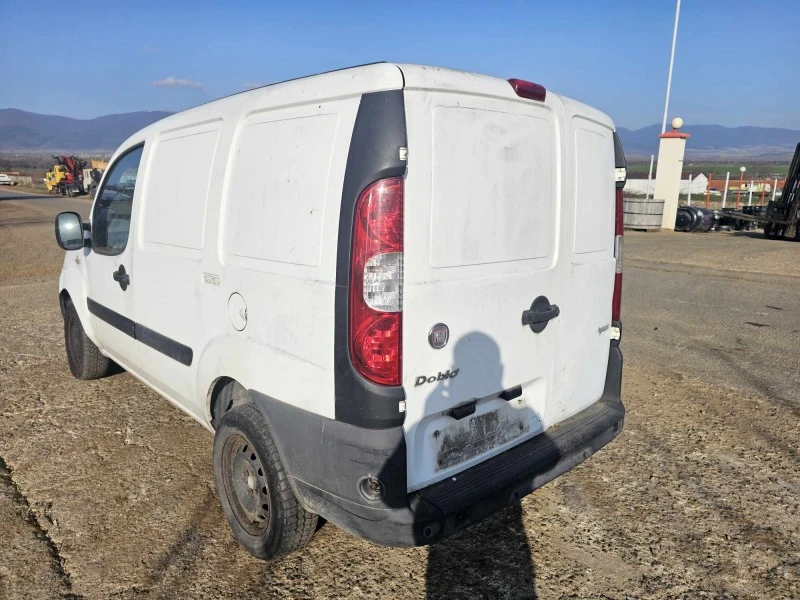 Fiat Doblo 1.6, снимка 3 - Автомобили и джипове - 44496652