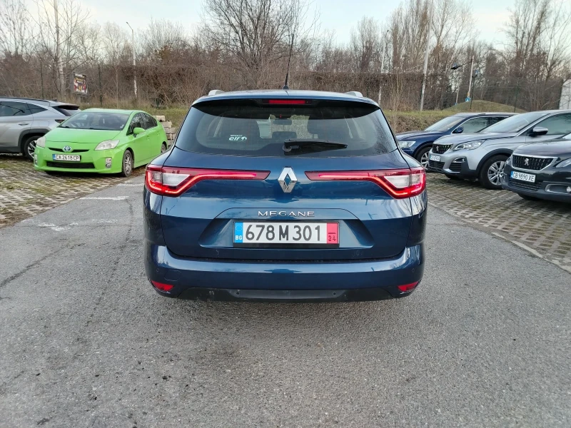 Renault Megane 1.5DCI/110KC/NAV/КОМБИ/РЕАЛЕН ПРОБЕГ, снимка 4 - Автомобили и джипове - 48407548