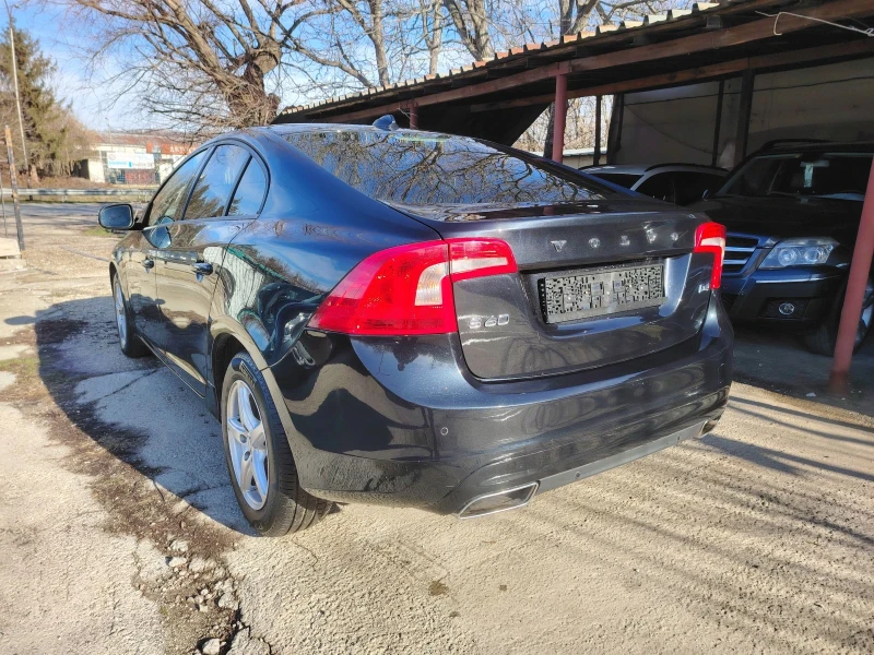 Volvo S60 2.0 D4, снимка 3 - Автомобили и джипове - 48441275