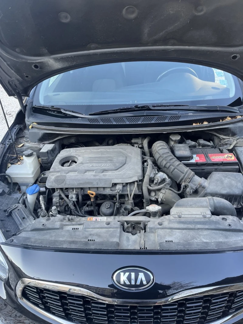 Kia Ceed CRDI, снимка 10 - Автомобили и джипове - 48558775