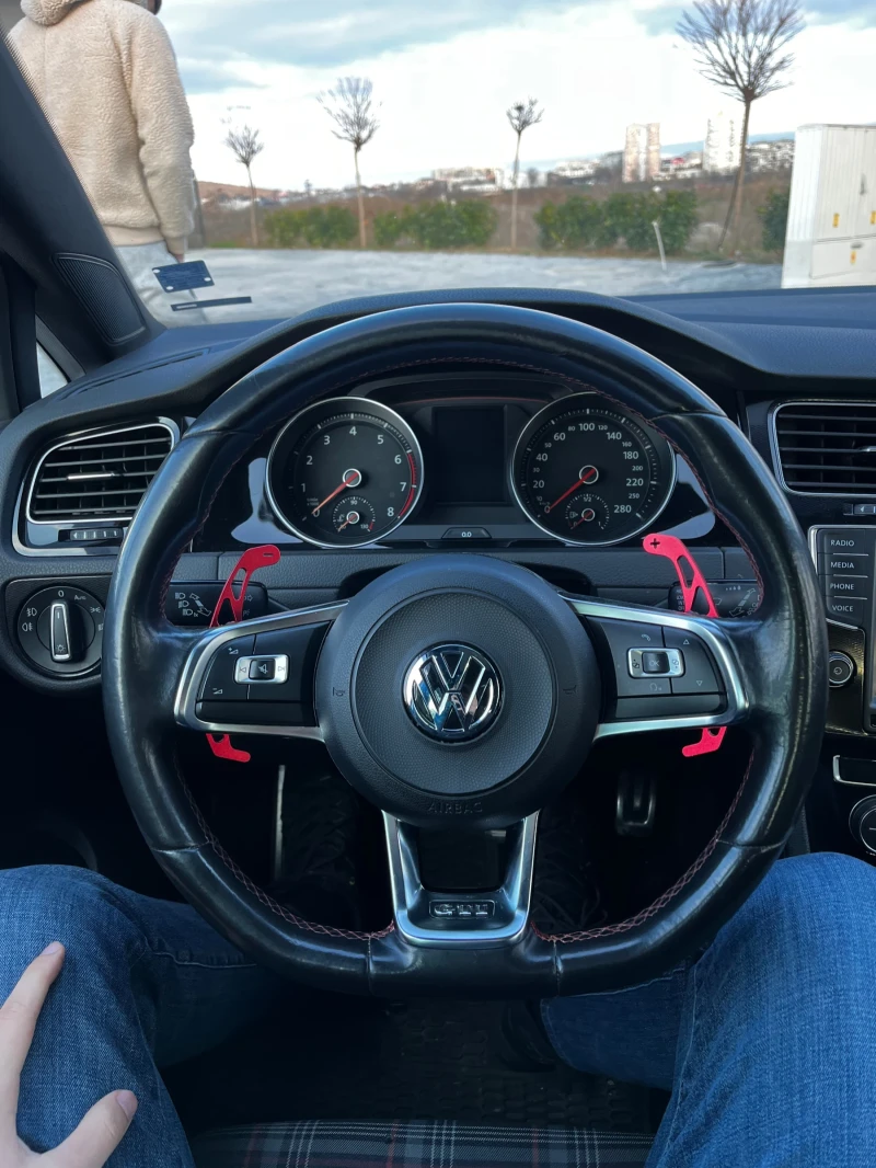 VW Golf, снимка 7 - Автомобили и джипове - 49504673