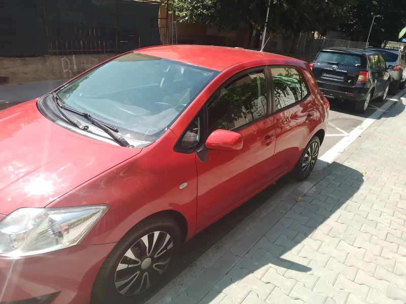 Toyota Auris 1.4 diesel, снимка 5 - Автомобили и джипове - 51924441