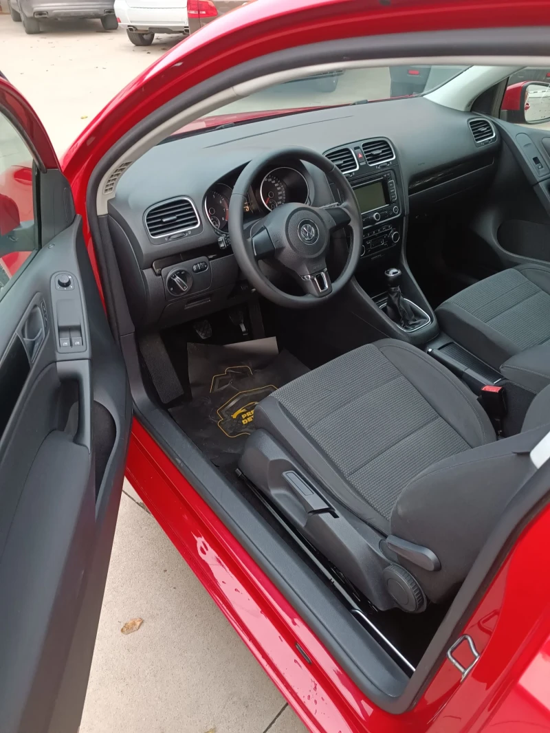 VW Golf 1.4 TSI 122 ks EVRO 5B, снимка 9 - Автомобили и джипове - 52996659