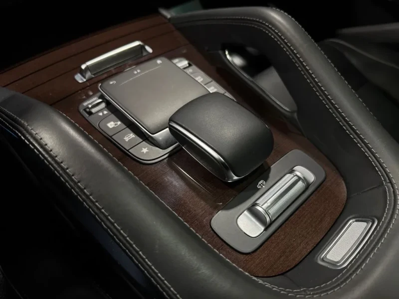 Mercedes-Benz GLE 450 AMG NIGHT PACKAGE * 4MATIC * EQBOOST, снимка 17 - Автомобили и джипове - 52407595