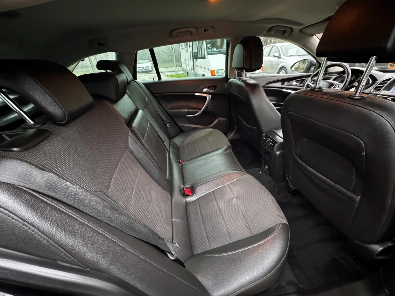 Opel Insignia 1.6i TURBO ИТАЛИЯ, снимка 11 - Автомобили и джипове - 52500957