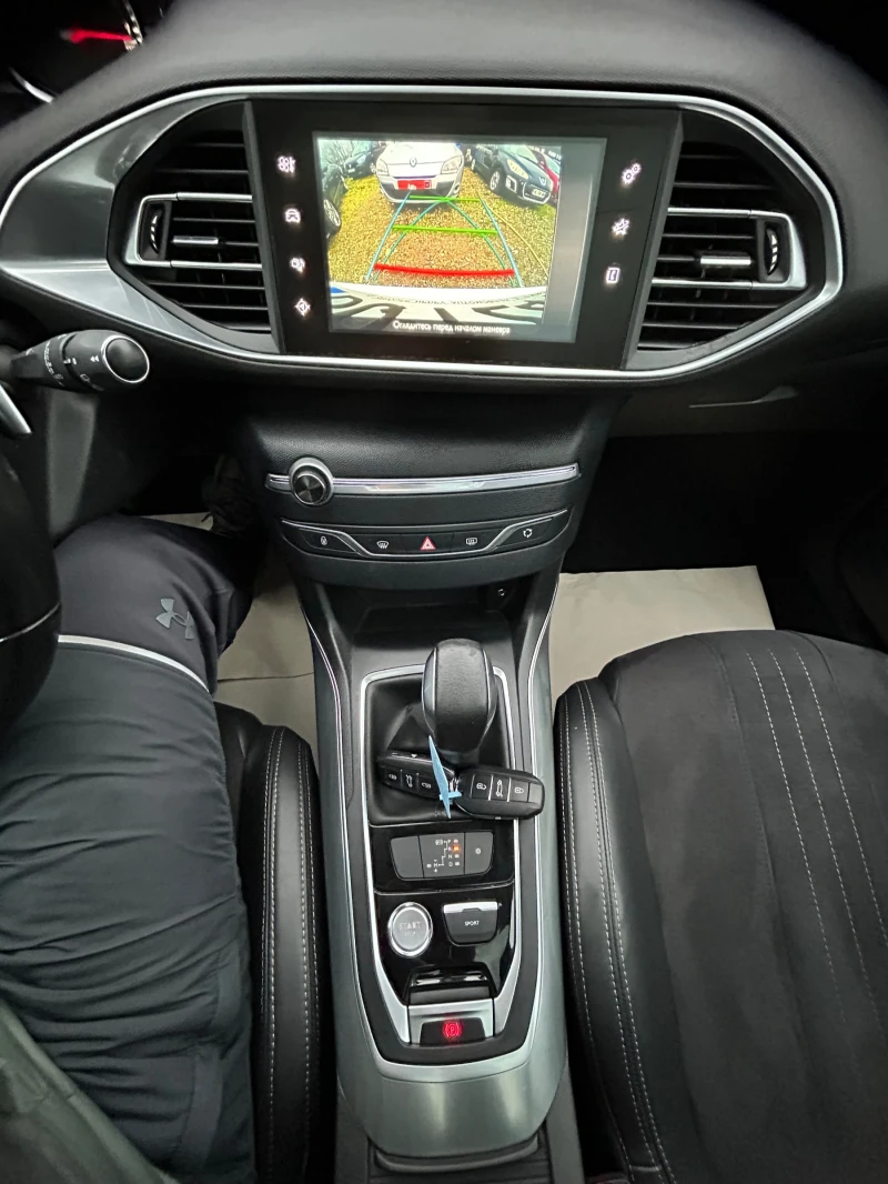 Peugeot 308 1.2T/AUTOMATIC//EURO 6/131K.C./ALURE, снимка 13 - Автомобили и джипове - 52753645