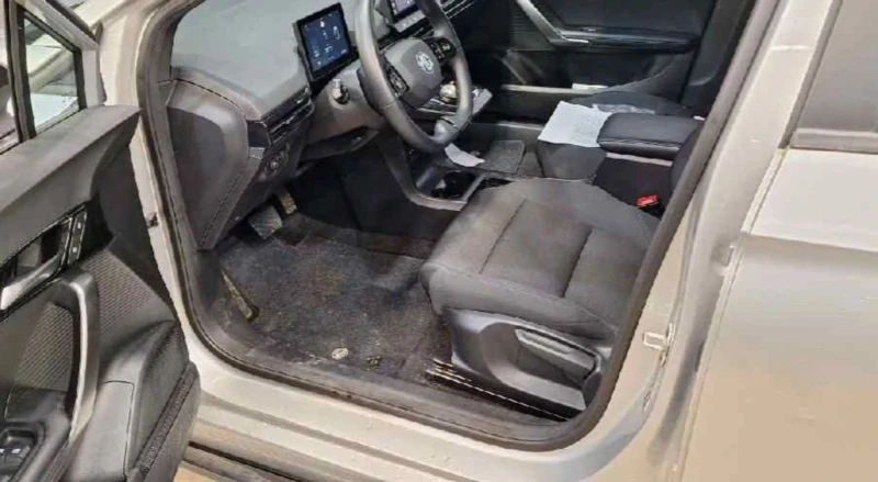 Mg MG4 Standard 51 KWh.Kamera.Navi.Led.125 kw., снимка 8 - Автомобили и джипове - 52855619