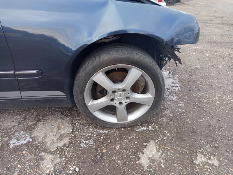 Mercedes-Benz C 220 2.2 cdi 150 cc facelift, снимка 3 - Автомобили и джипове - 53416907