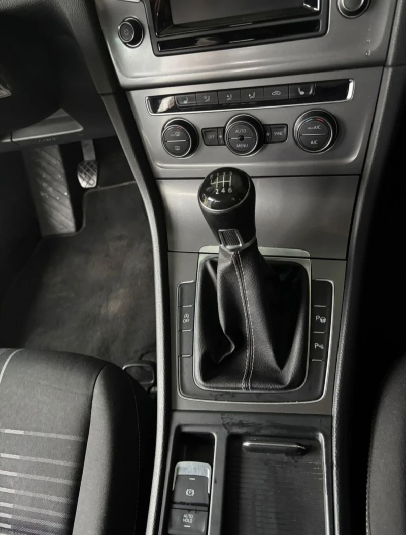 VW Golf 2.0 TDI 150к.с., снимка 6 - Автомобили и джипове - 53514011