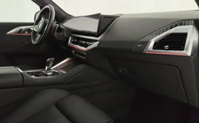 BMW XM  - изображение 8