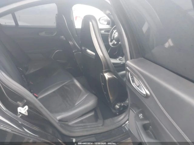 Alfa Romeo Giulia QUADRIFOGLIO* HARMAN KARDON* , снимка 11 - Автомобили и джипове - 53460822