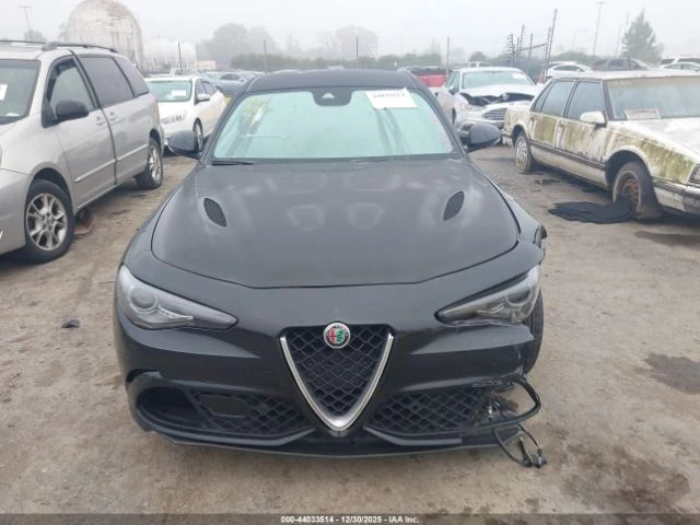 Alfa Romeo Giulia QUADRIFOGLIO* HARMAN KARDON*  - изображение 2