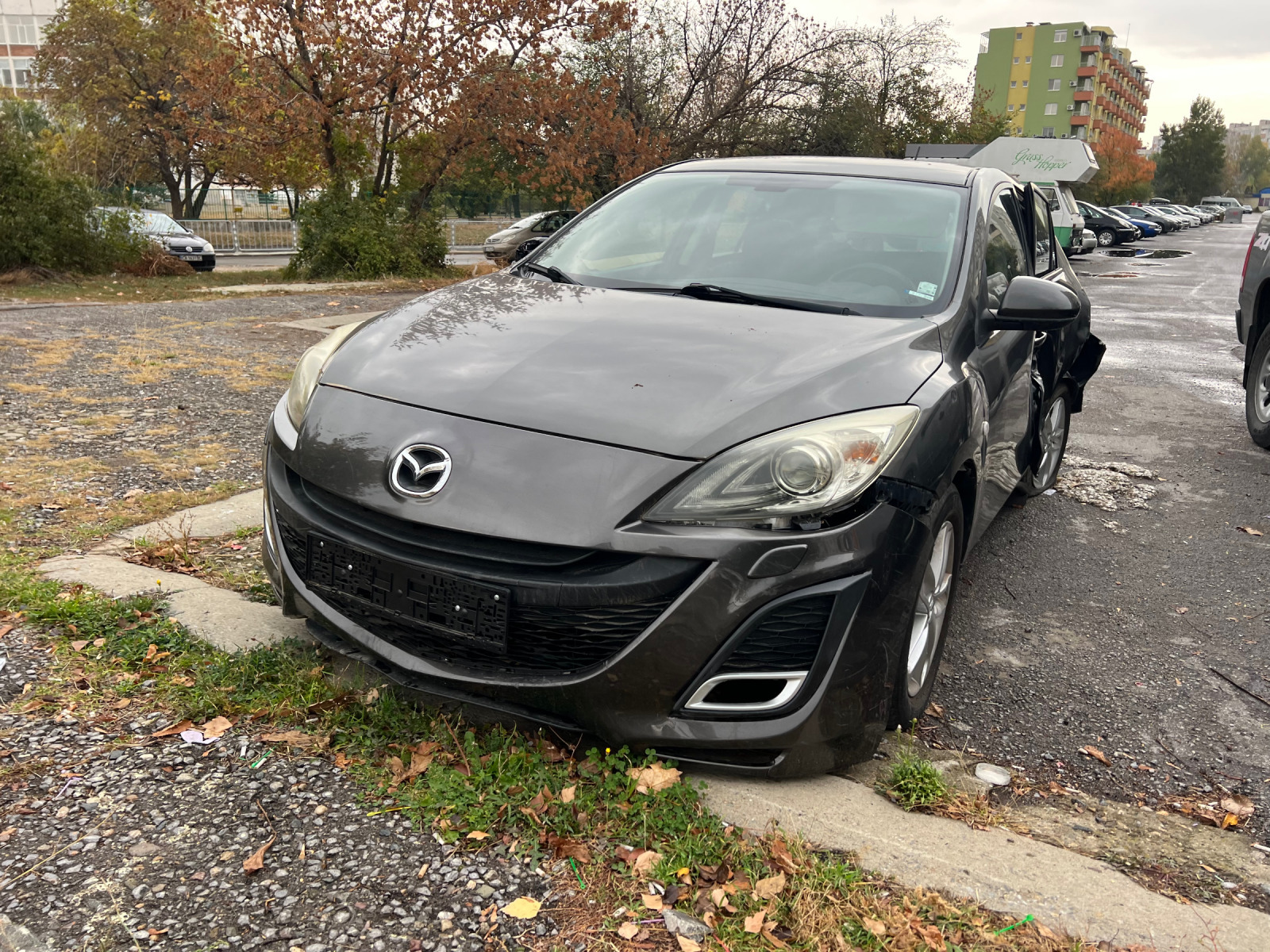 Mazda 3 На части - изображение 1
