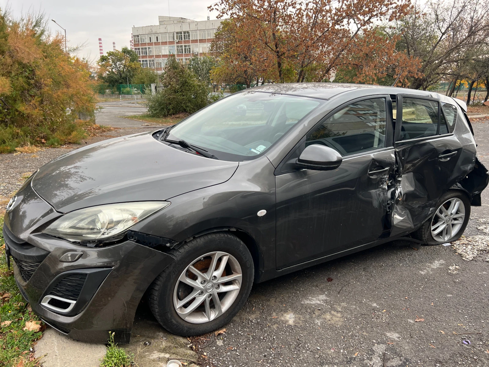 Mazda 3 На части - изображение 2