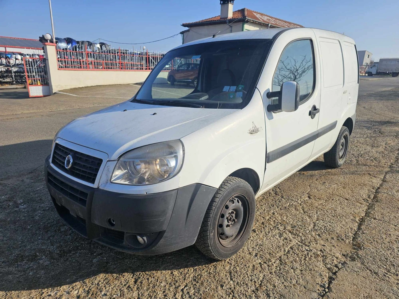 Fiat Doblo 1.6 - изображение 2