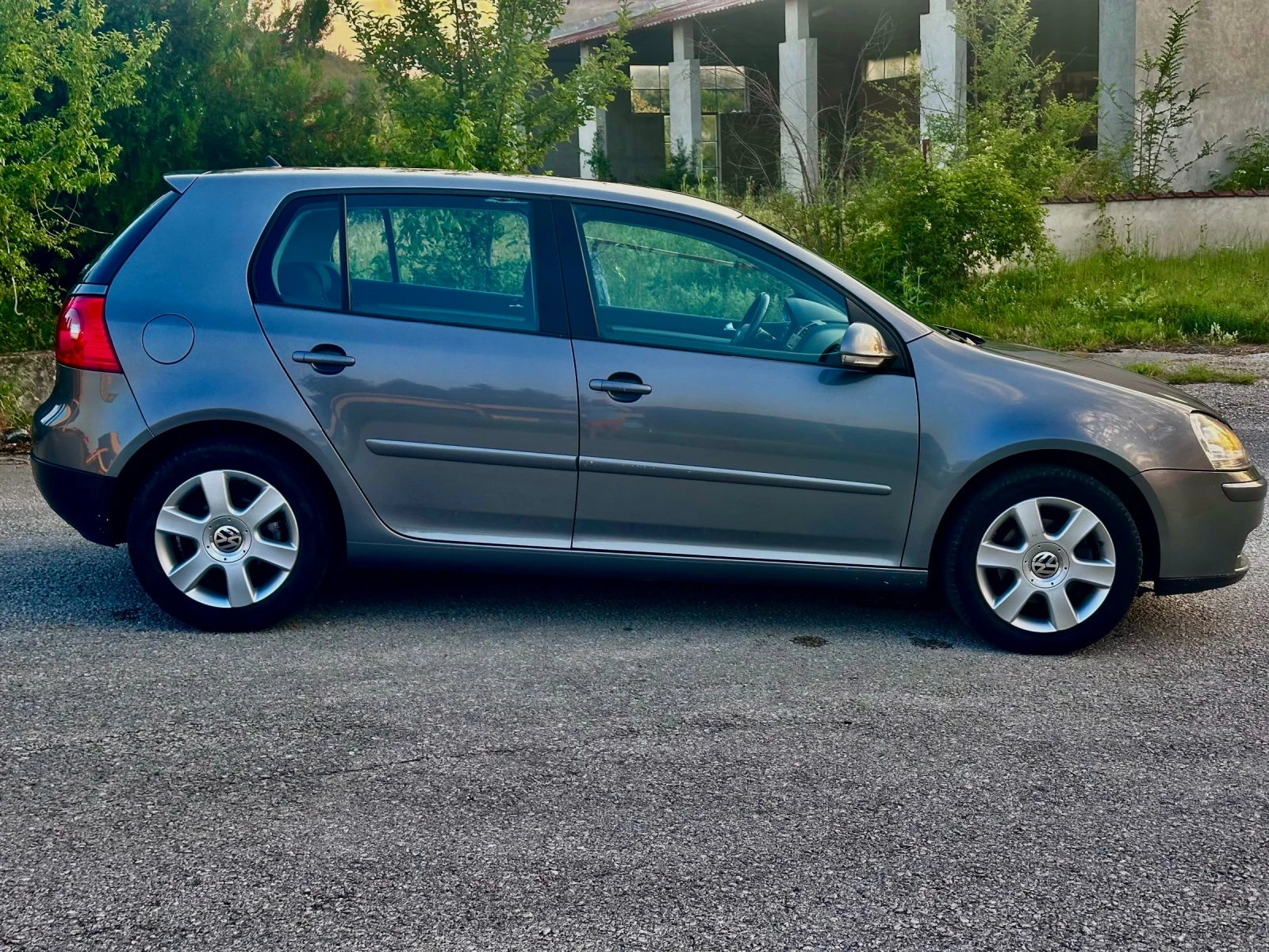 VW Golf 1.9 TDi  90кс ТОП състояние - изображение 8