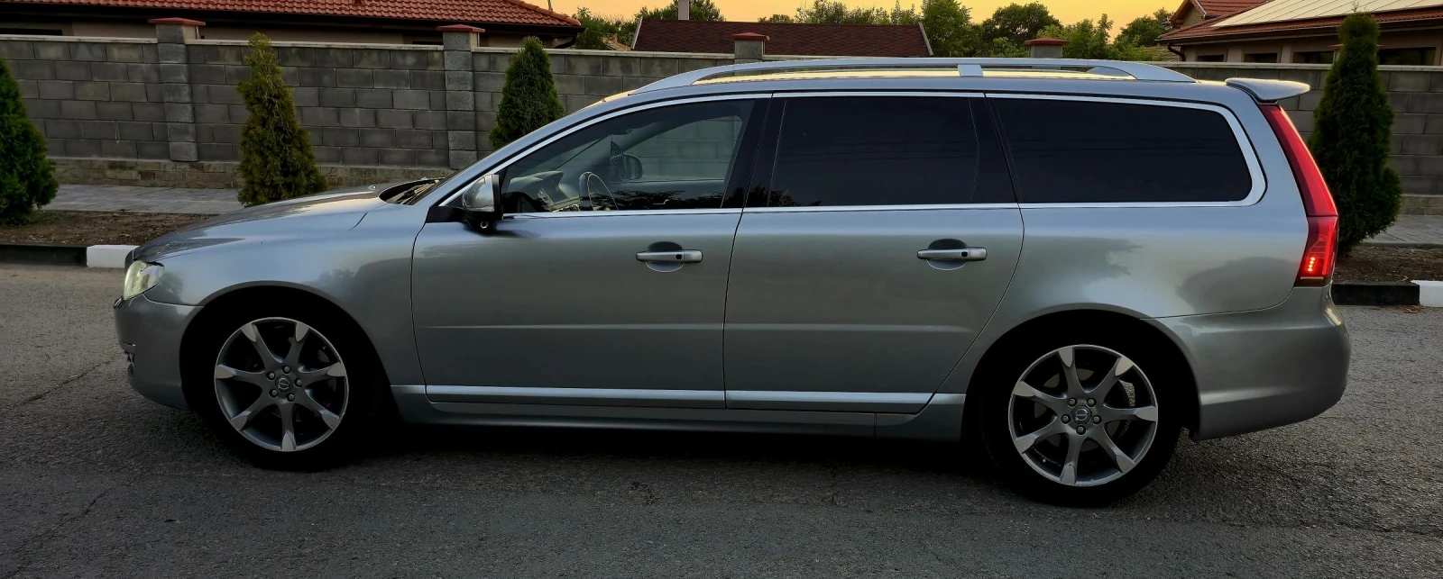 Volvo V70 Volvo V70 D5 Polestar 230 к.с., автоматик, Navi, п - изображение 4