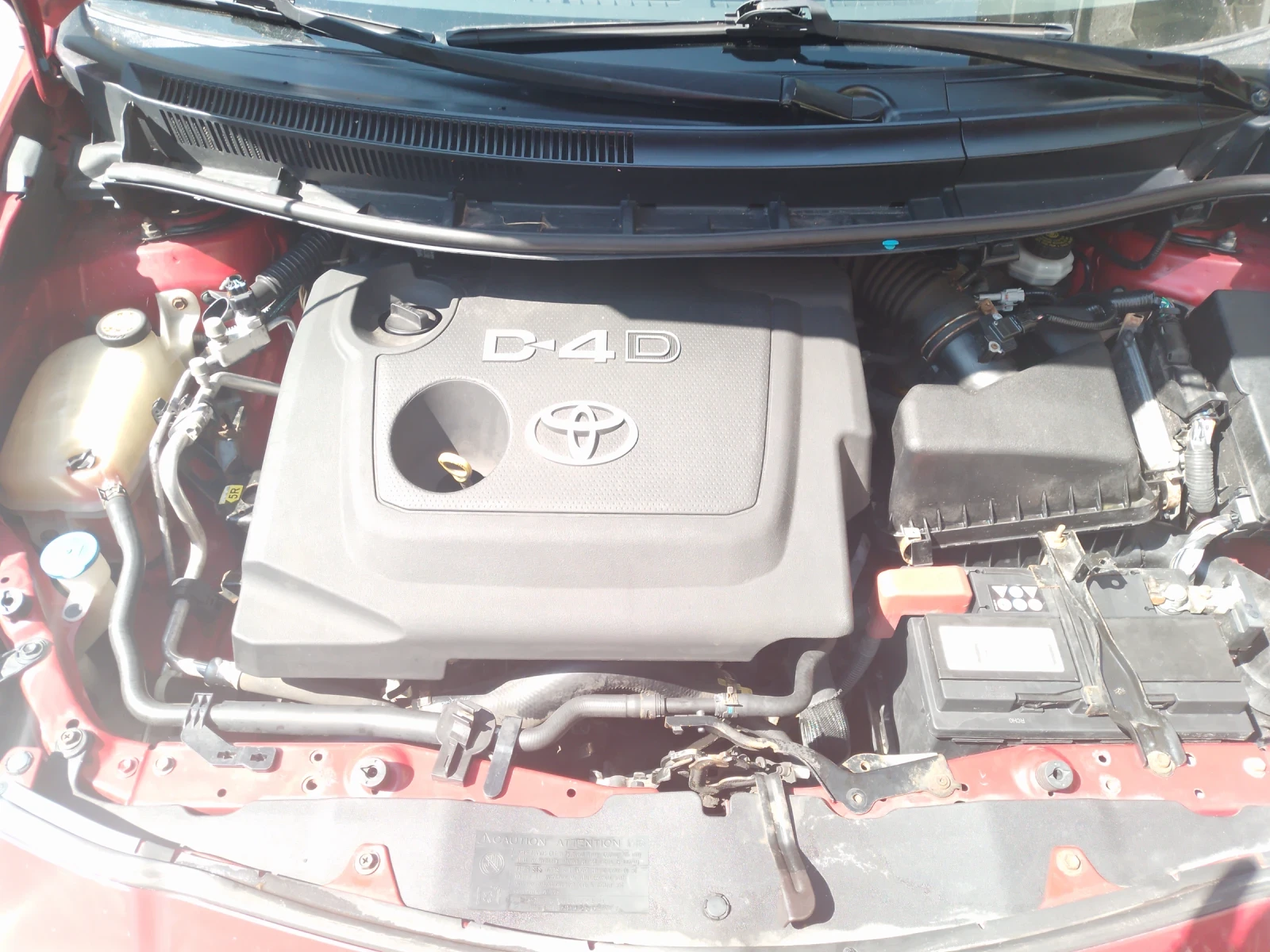 Toyota Auris 1.4 diesel - изображение 8