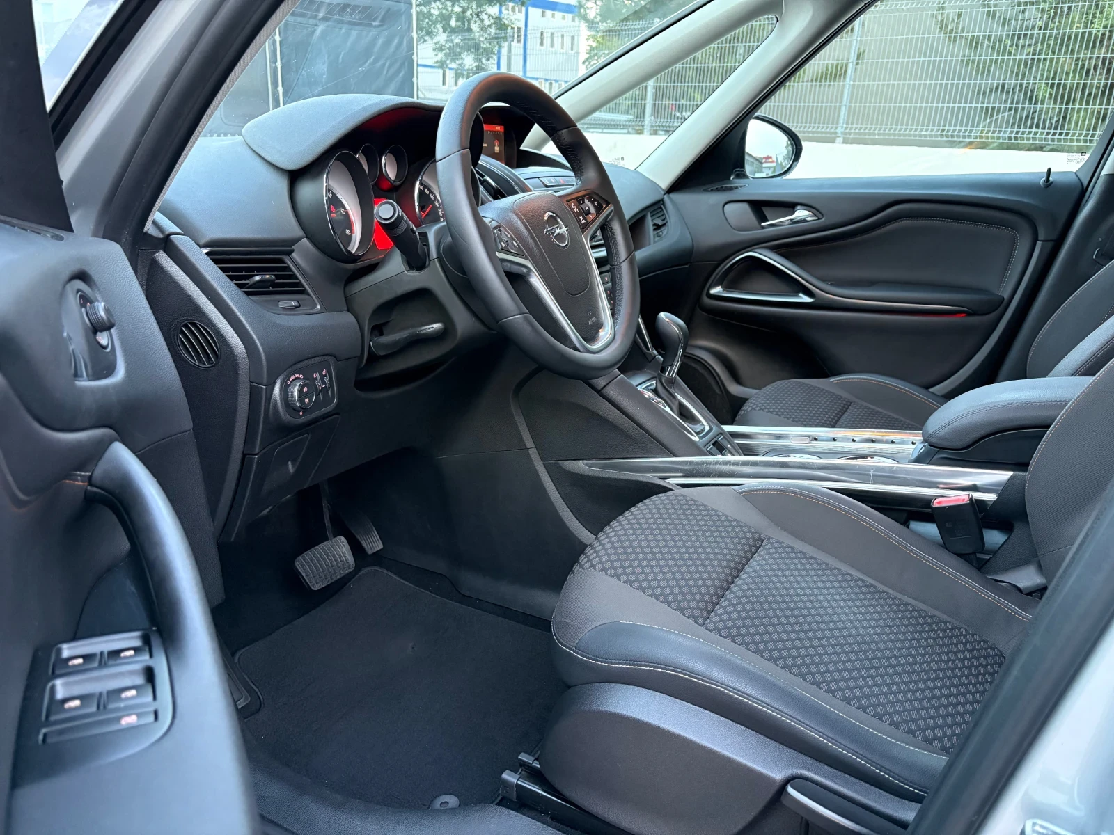 Opel Zafira 130kc 2.0 diesel Cosmo Euro 6 Automatc | Mobile.bg   13