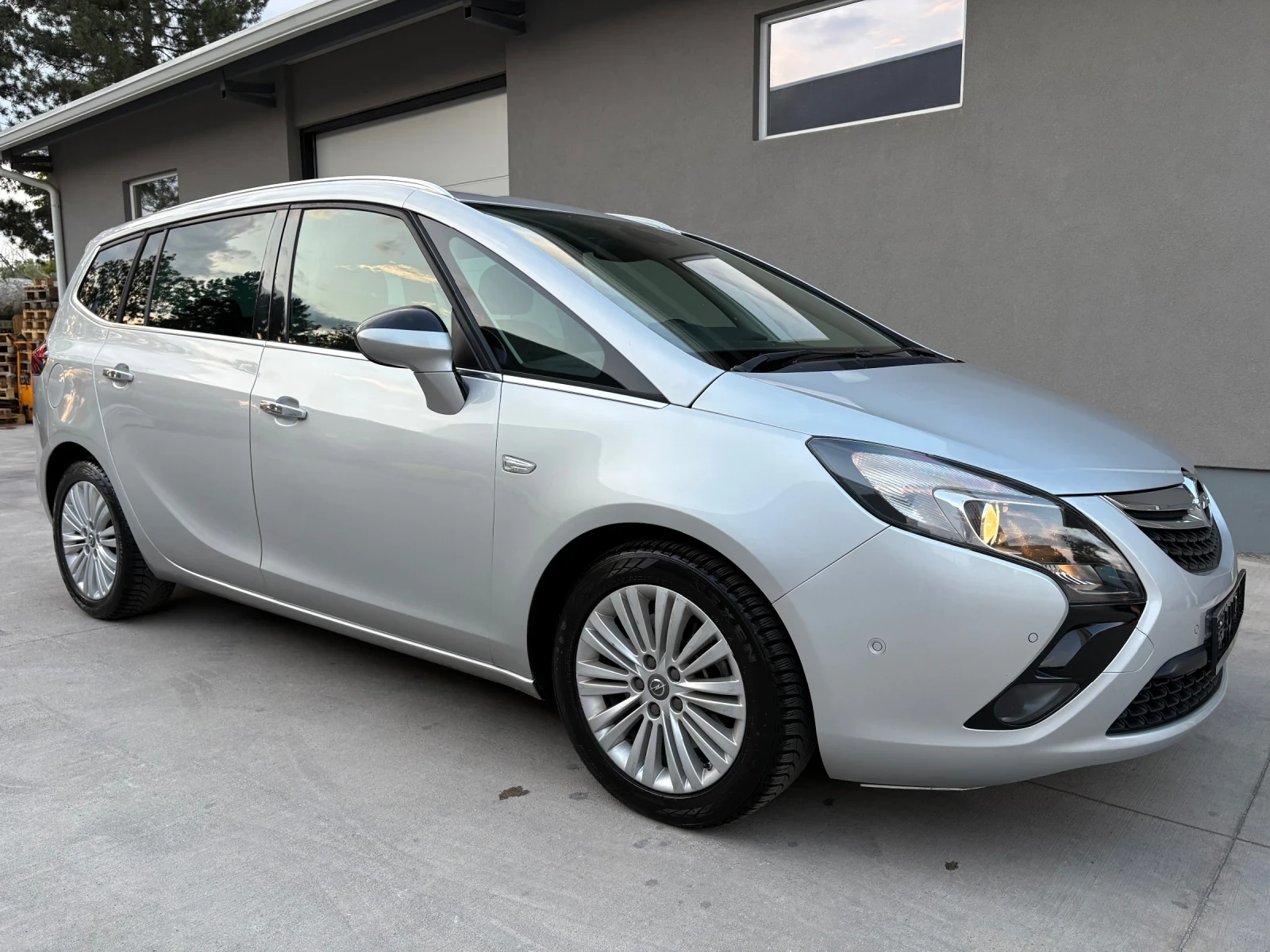 Opel Zafira 130kc 2.0 diesel Cosmo Euro 6 Automatc - изображение 10